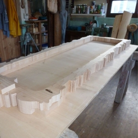 Gespiegelte Variante eines barocken Spiegelrahmens 